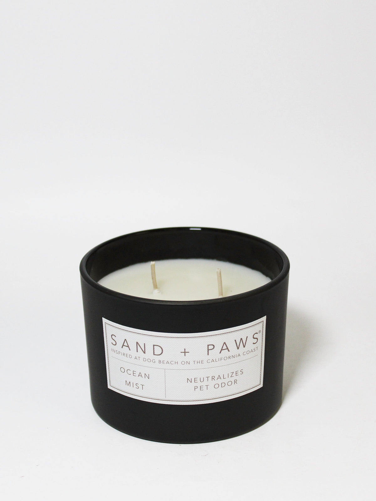 Sand + Paws Ocean Mist 12 oz scented candle Premium