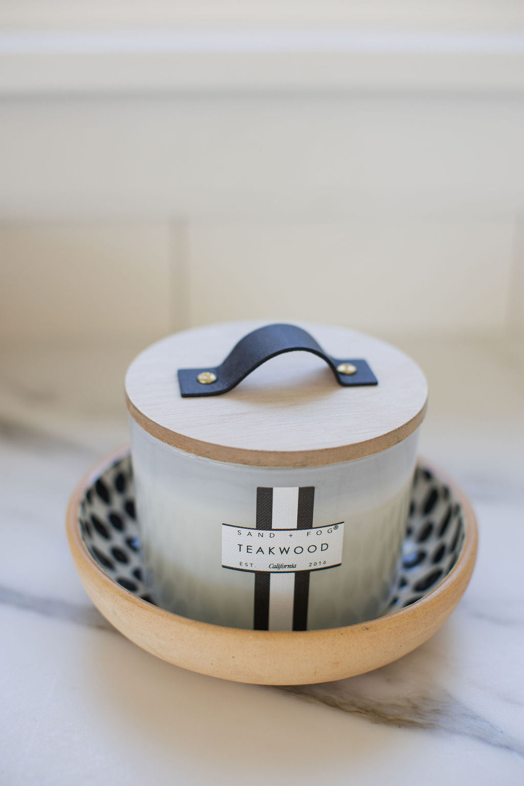 Teakwood 12 oz scented candle Premium