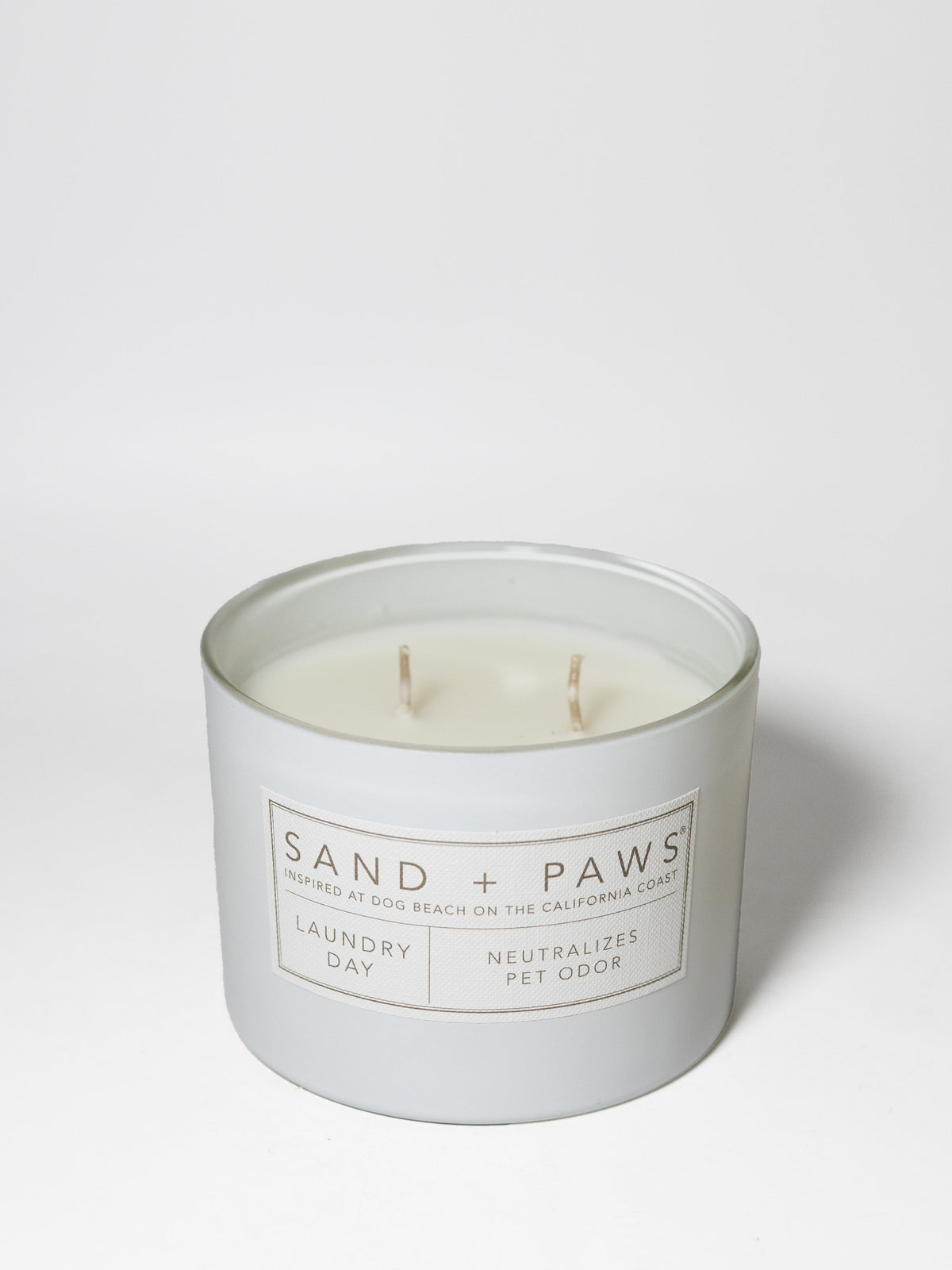 Sand + Paws Laundry Day 12 oz scented candle Premium