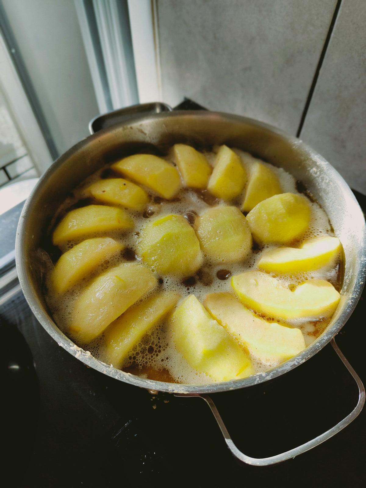 Apple Cider 21 oz scented candle Premium